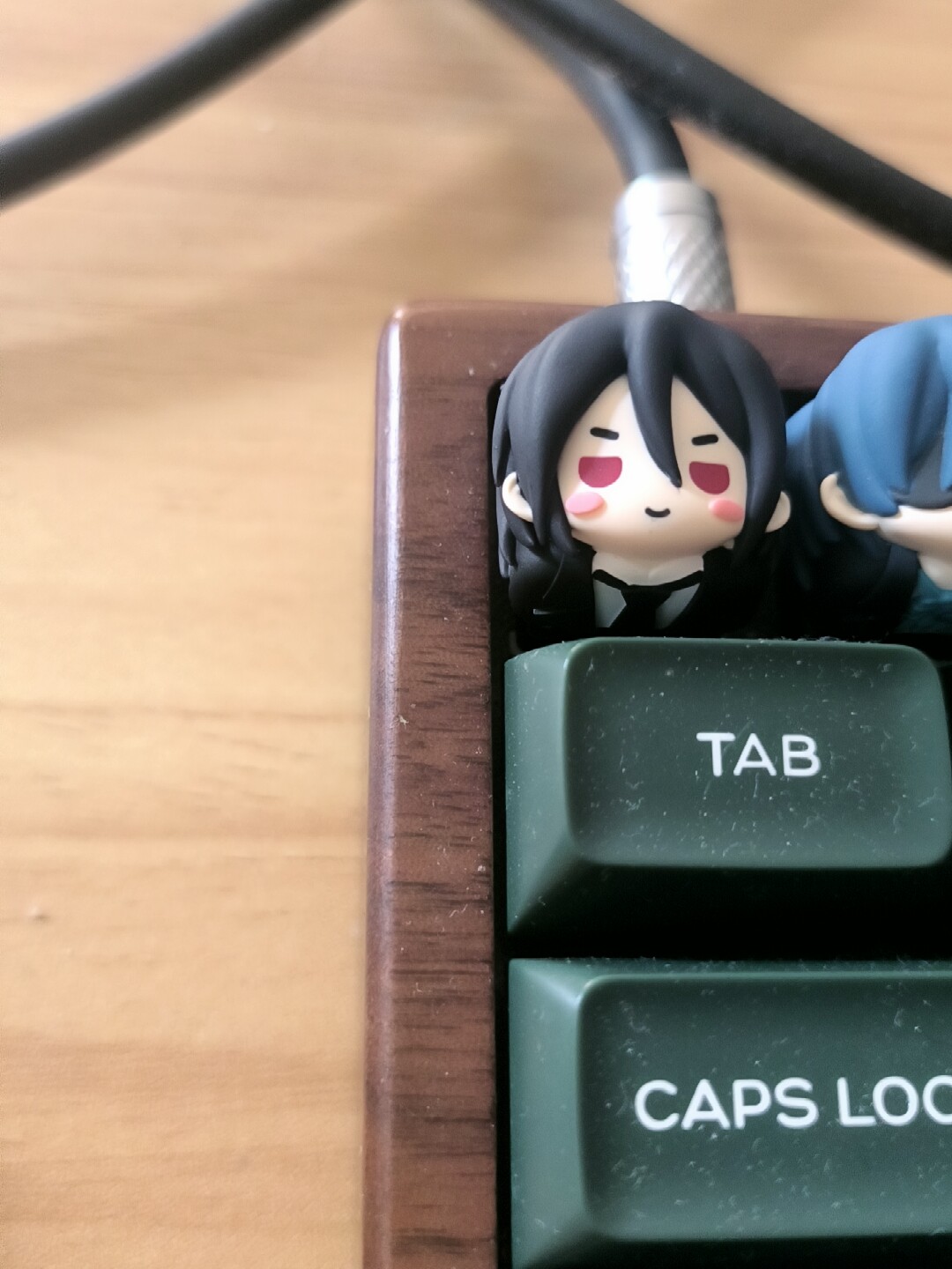 أغطية مفاتيح راتنجية كاواي بتص - مراجعة Anime Fan Merchandise وسعره