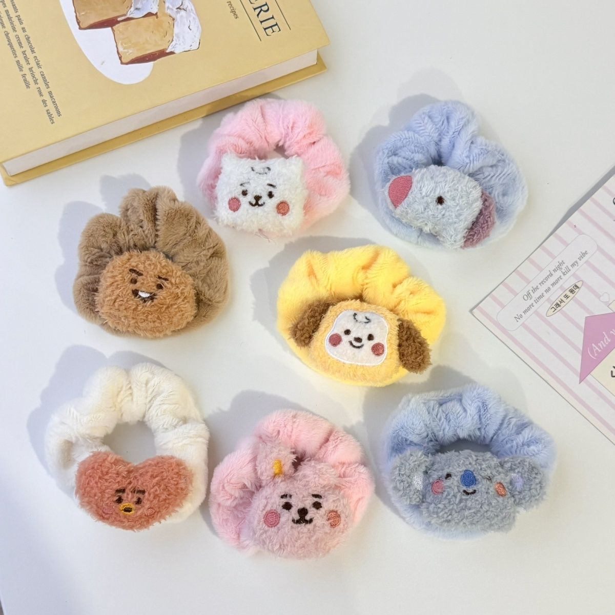 ربطة شعر على شكل دمية BT21 الك - مراجعة Anime Fan Merchandise وسعره