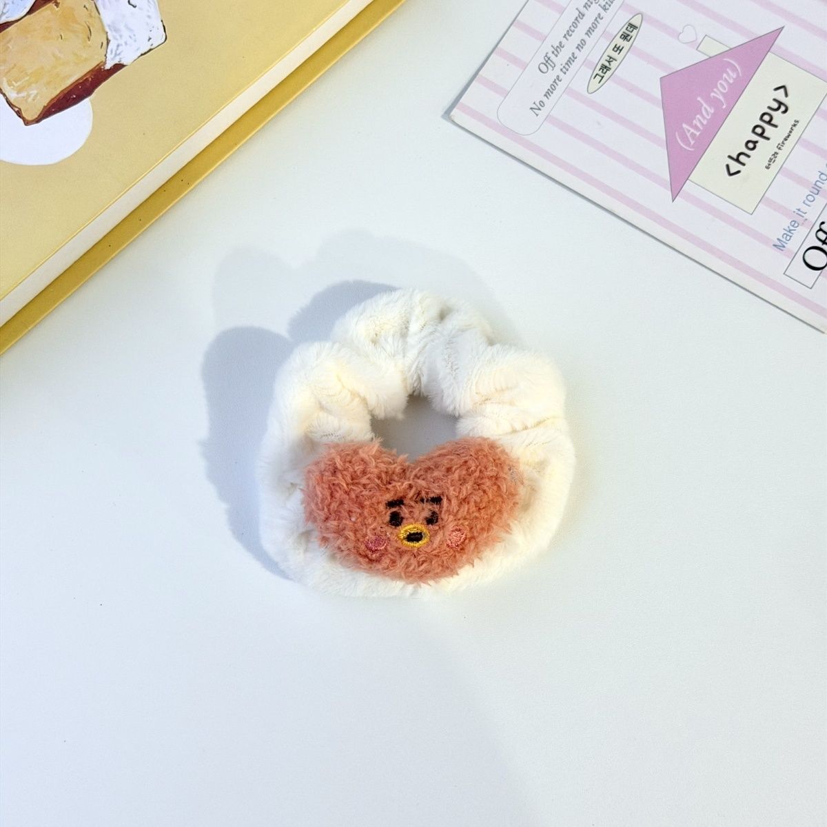 ربطة شعر على شكل دمية BT21 الك - مراجعة Anime Fan Merchandise وسعره